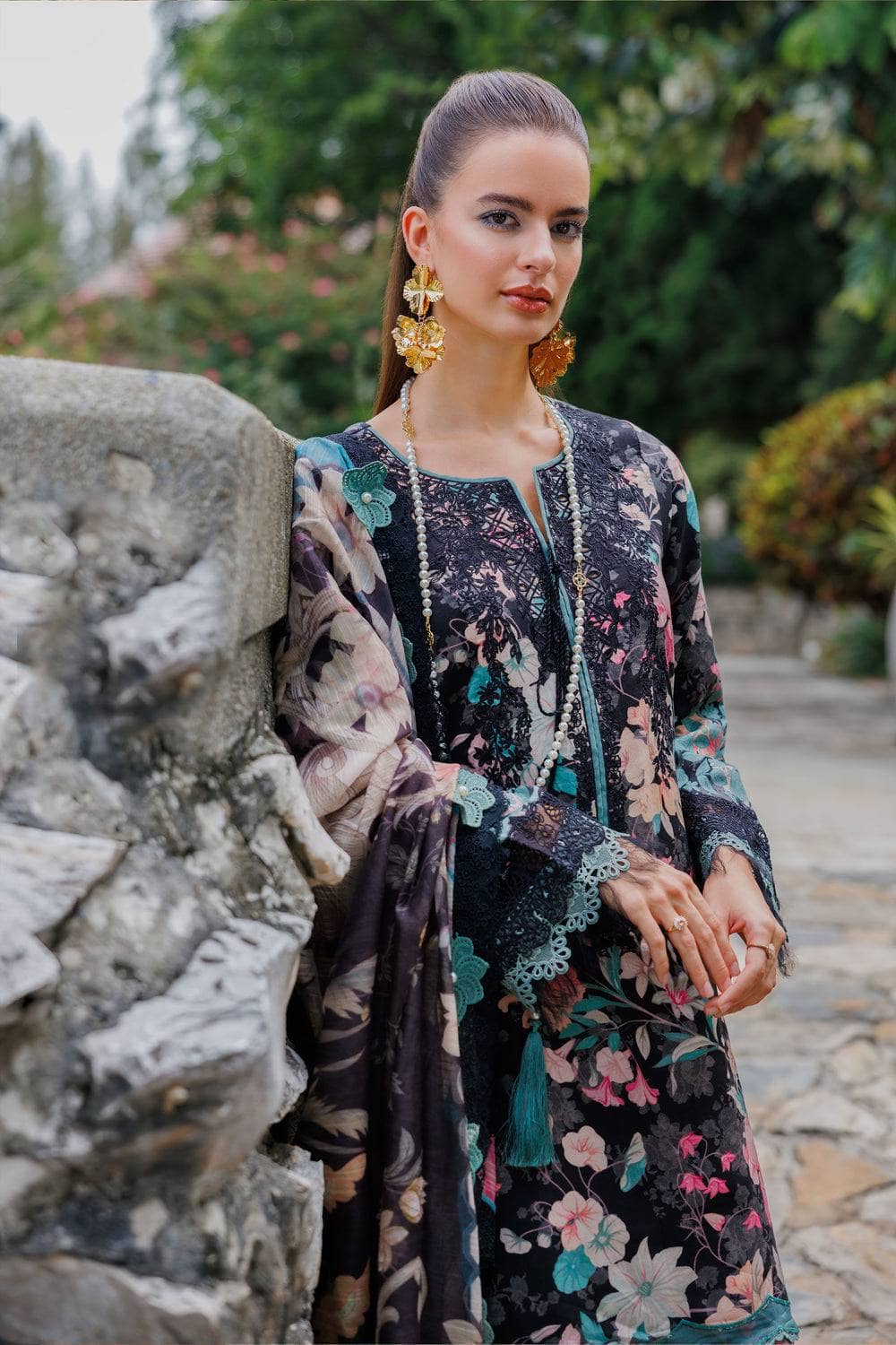 3 Piece Stitched Lawn Suit - Ready to Wear