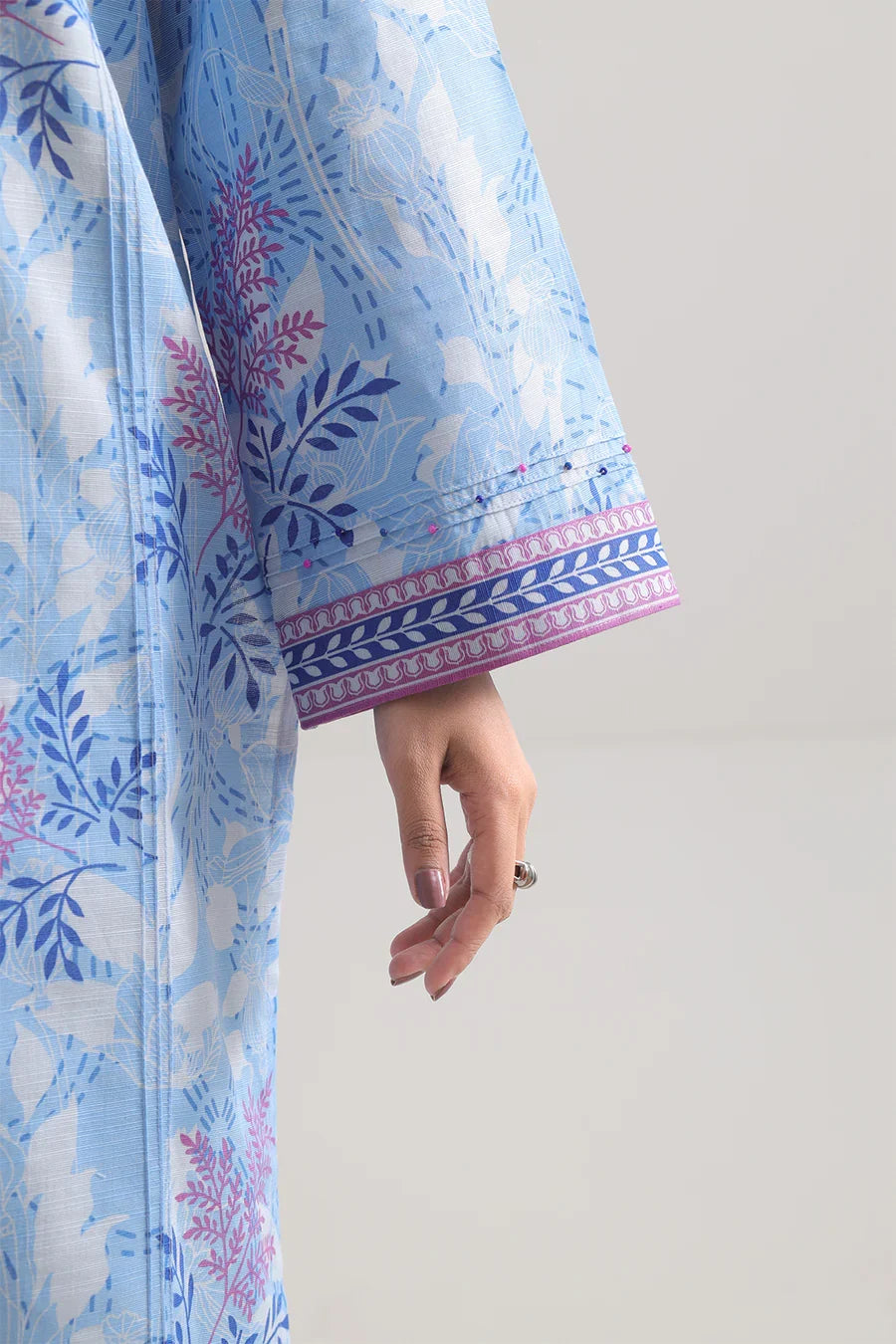 03-Piece Printed Lawn Suit - Ready To Wear