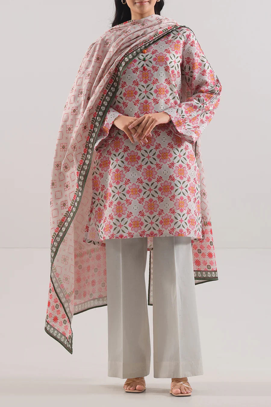 03-Piece Printed Lawn Suit - Ready To Wear