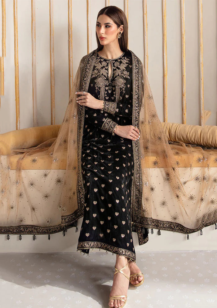 3 Piece Stitched Velvet Suit