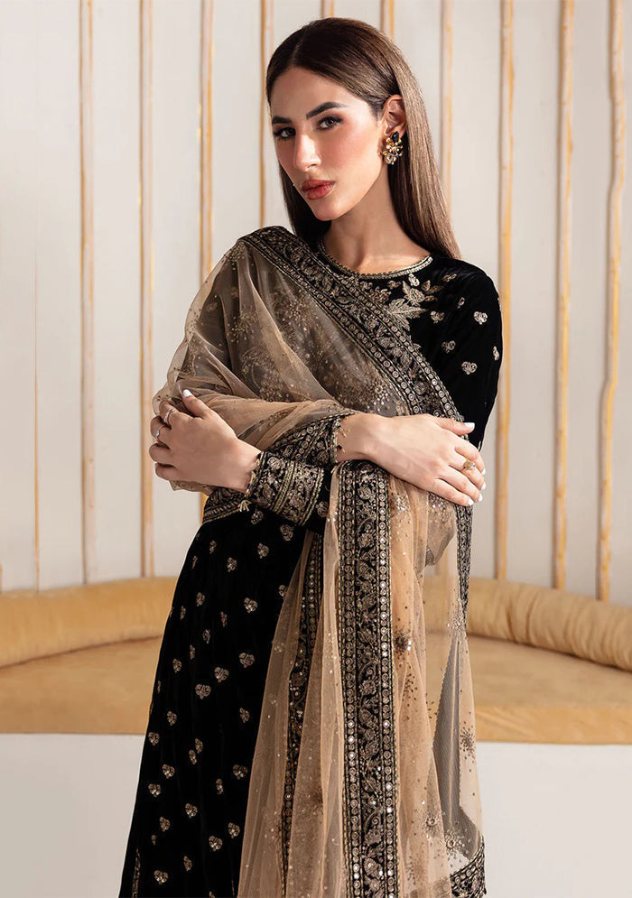 3 Piece Stitched Velvet Suit