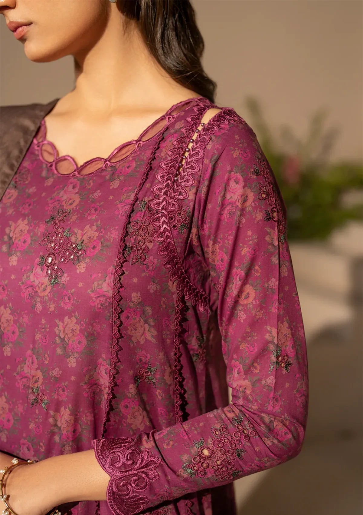 Lawn Suit with Chiffon Dupatta
