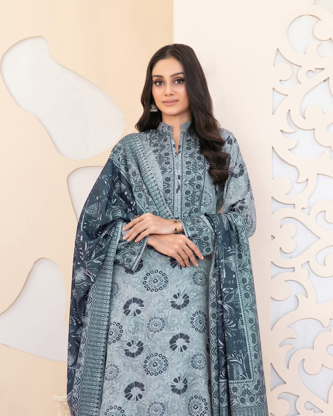3 Piece Stitched Lawn Suit