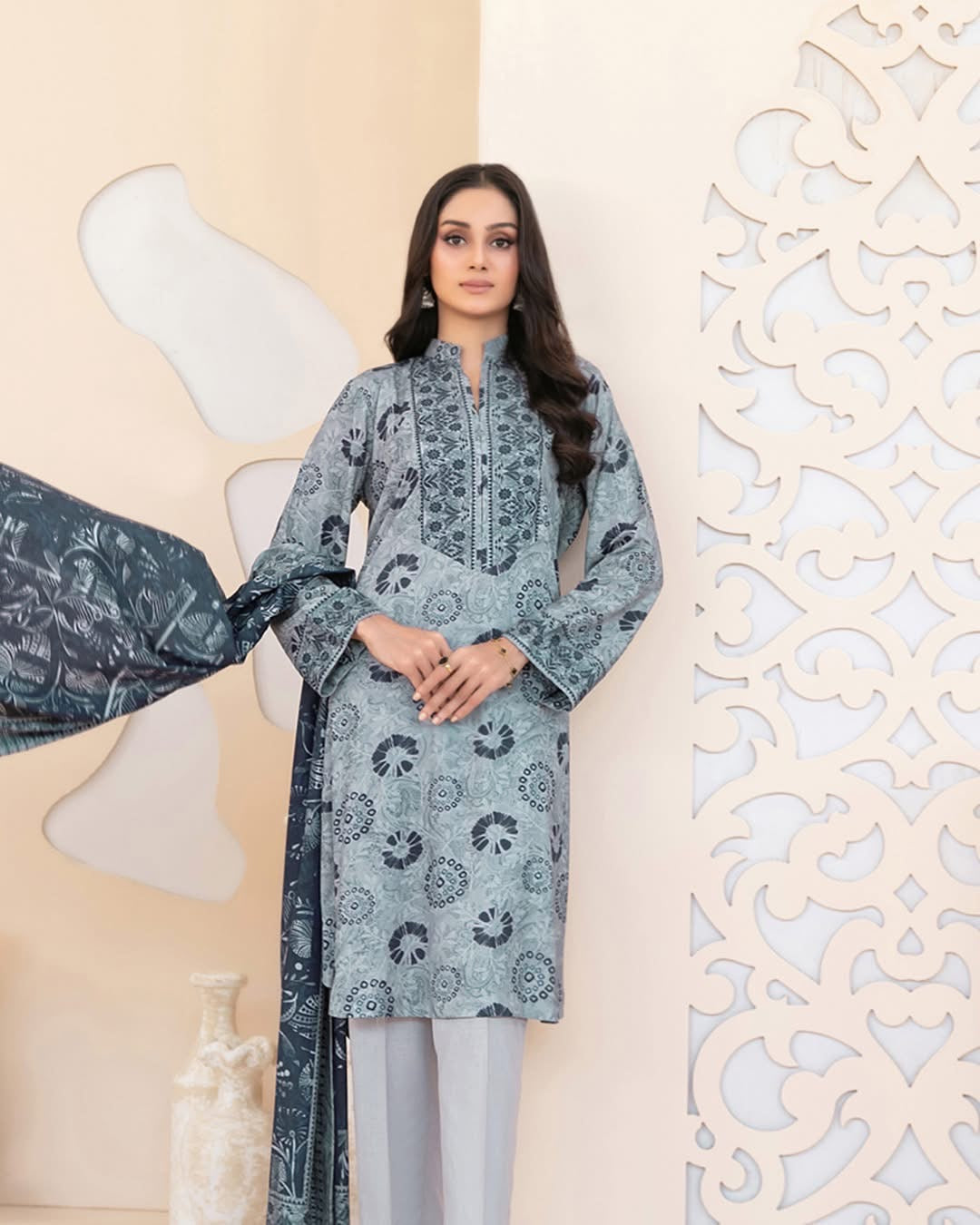 3 Piece Stitched Lawn Suit