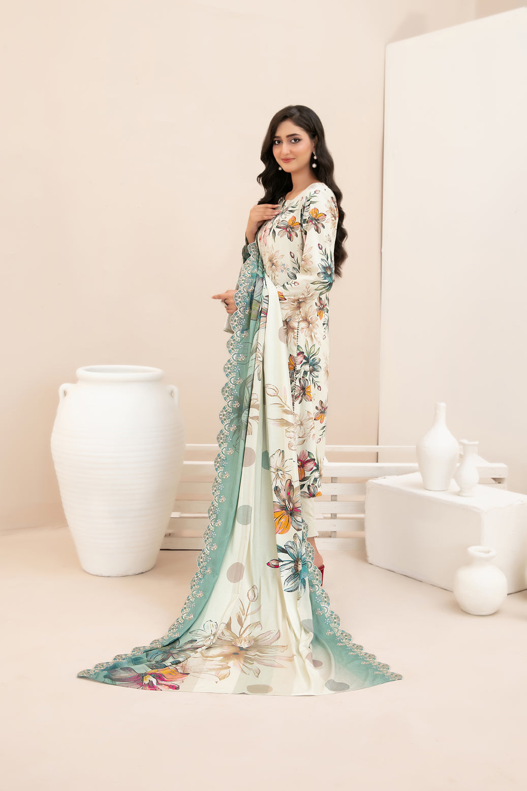 Embroidered Lawn 3-Piece Suit