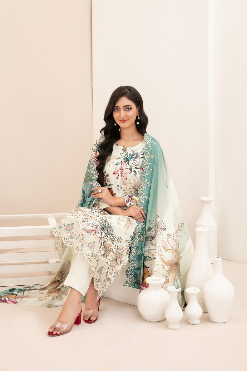 Embroidered Lawn 3-Piece Suit