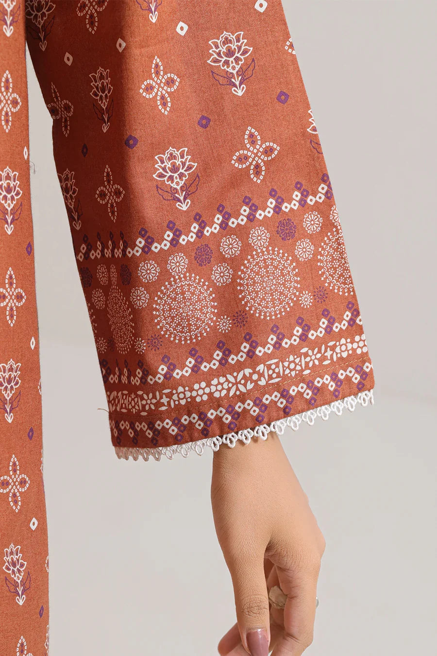 03-Piece Printed Lawn Suit - Ready To Wear