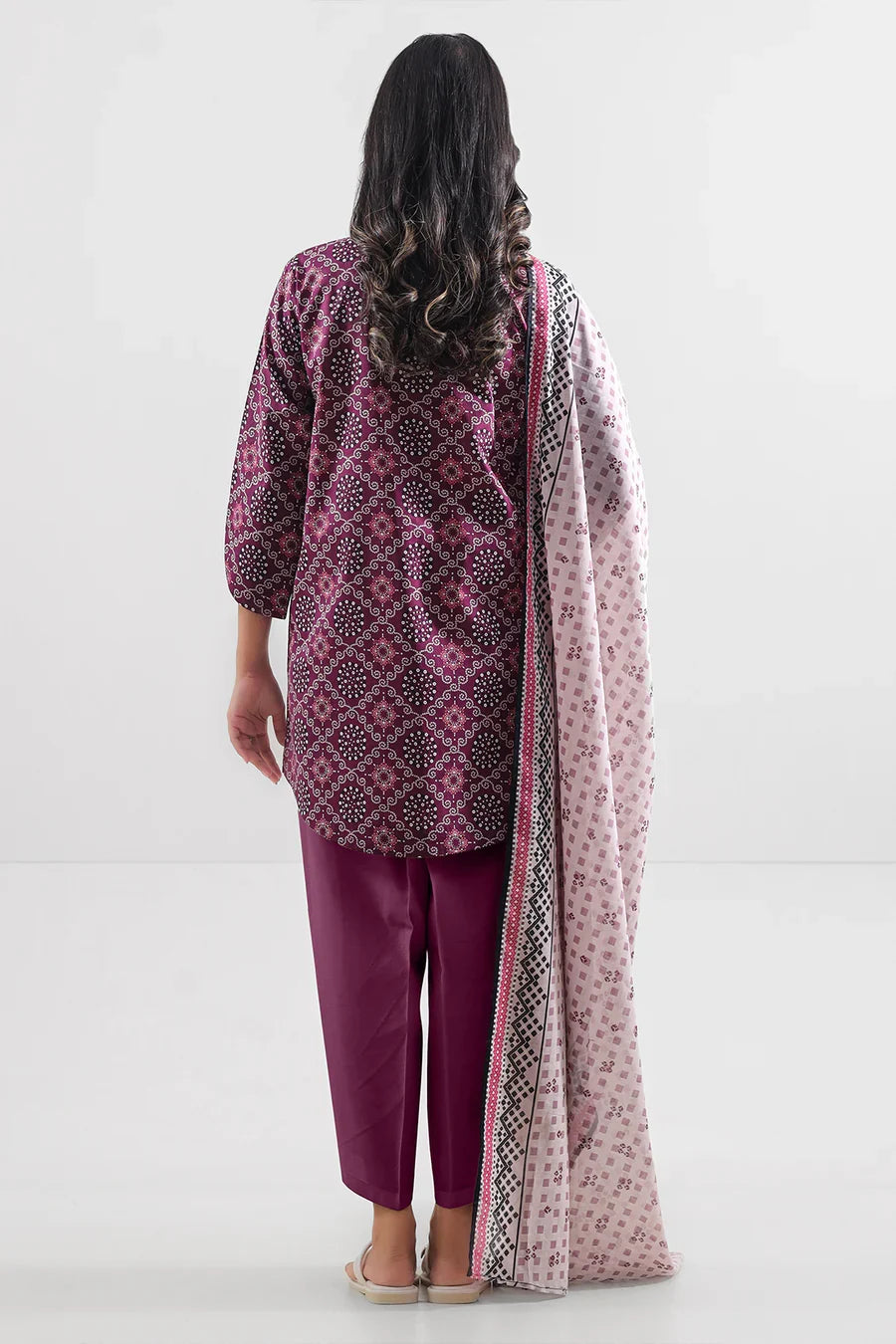 03-Piece Printed Lawn Suit - Ready To Wear