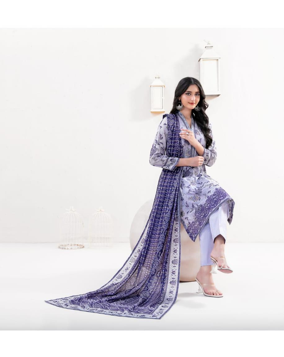 03-Piece Printed Lawn Sit - Ready To Wear