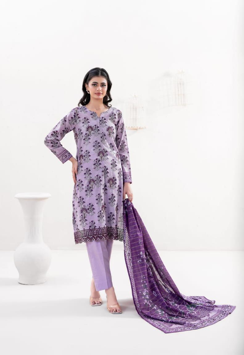 03-Piece Printed Lawn Suit - Ready To Wear