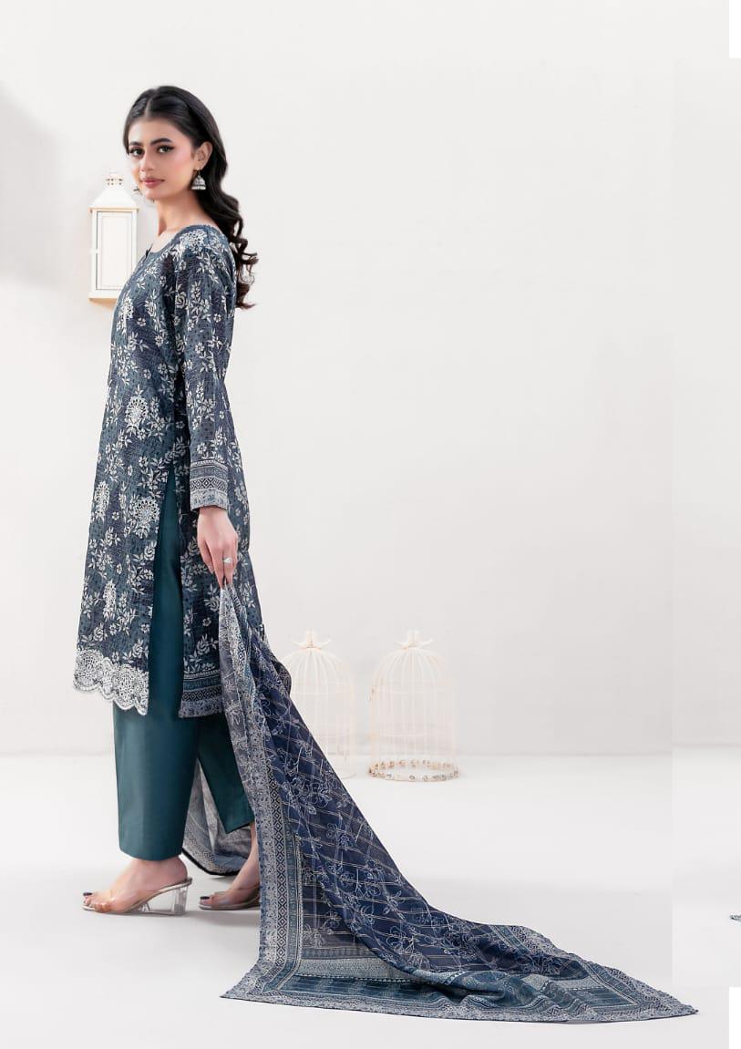 03-Piece Printed Lawn Suit - Ready To Wear