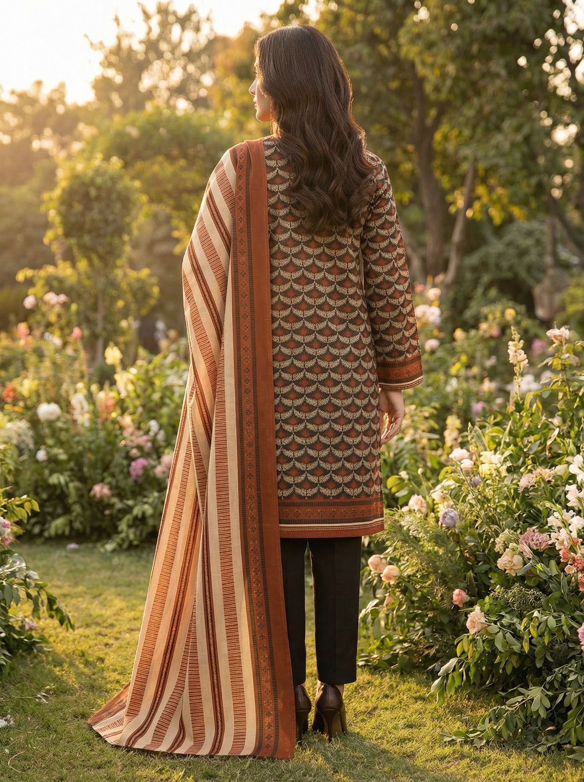 03-Piece Printed Lawn Suit | Ready To Wear