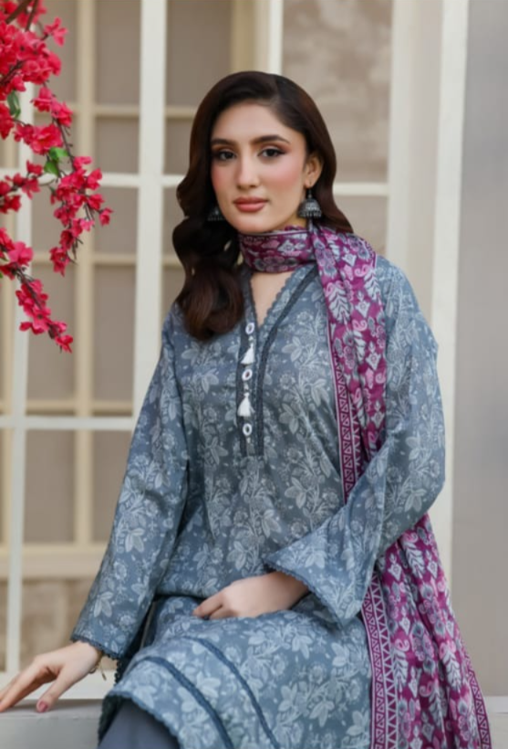 03-Piece Printed Lawn Suit - Ready To Wear