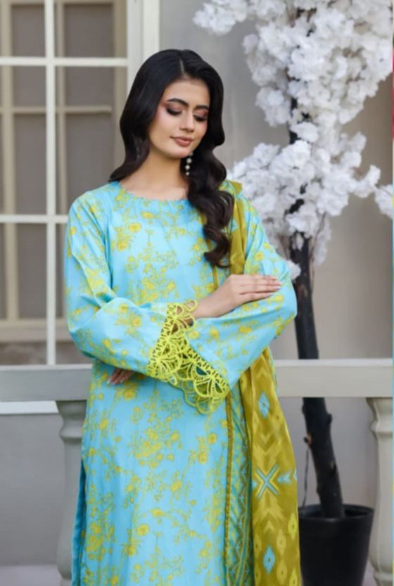 03-Piece Printed Lawn Suit - Ready To Wear