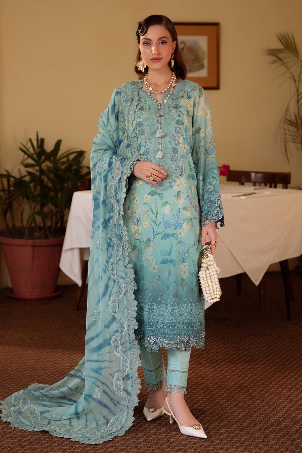 3 Piece Printed Lawn Suit With Chiffon Dupatta