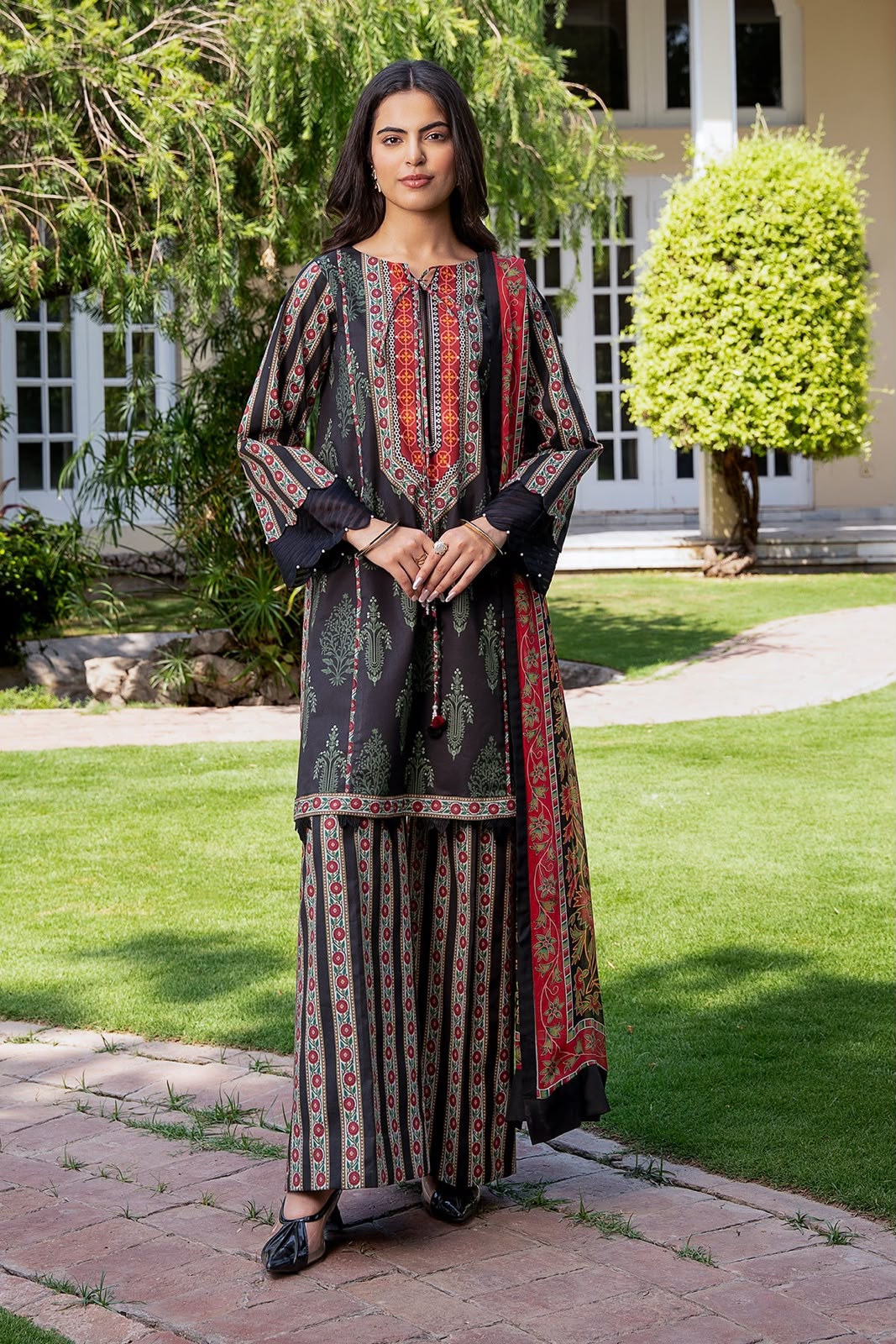 Luxury Contemporary Motif-Print Ensemble with Matching Dupatta