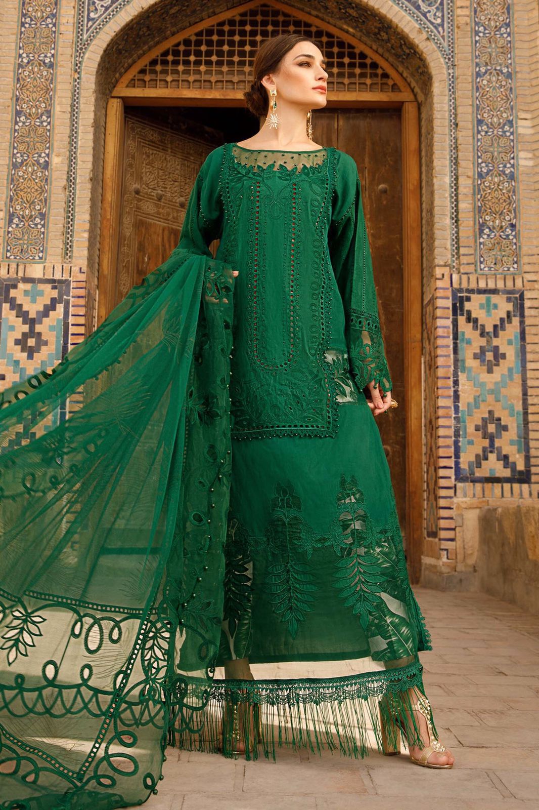 Emerald Luxe Lawn Embroidered 3-Piece Festive Suit