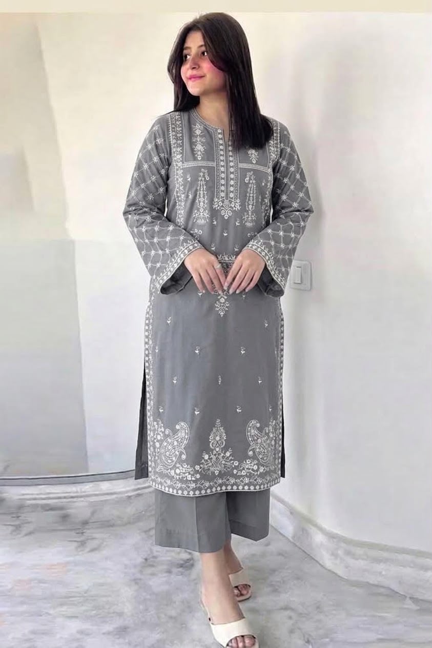 Embroidered Dhanak Fabric 2-Piece Kurti with Trouser Set – Winter Festive Wear