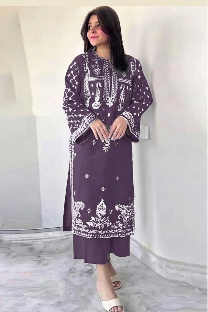 Embroidered Dhanak Fabric 2-Piece Kurti with Trouser Set – Winter Festive Wear