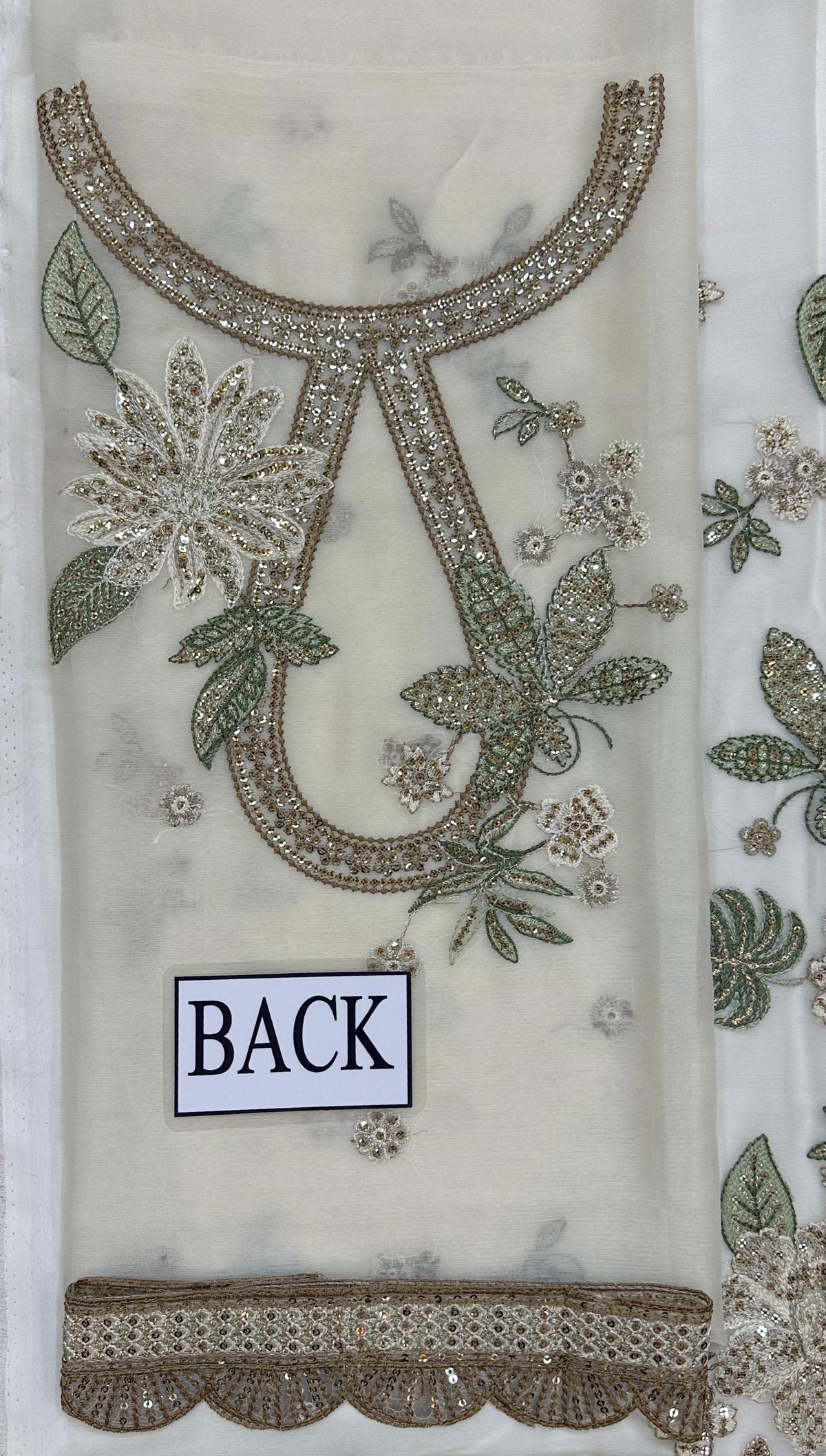Embroidered Off-White Semi Pure Chiffon Suit with Matching Dupatta – 3-Piece Pakistani Festive Wear