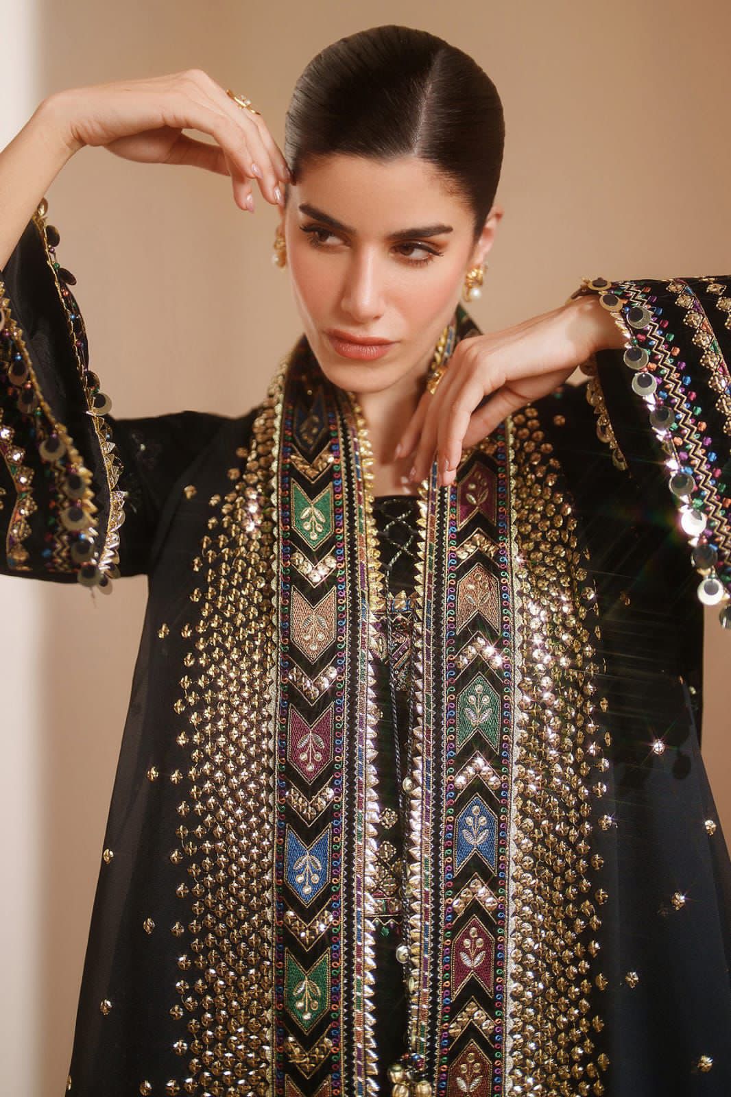 Luxury Embroidered Lawn Suit with Heavy Chiffon Dupatta – Ready to Wear