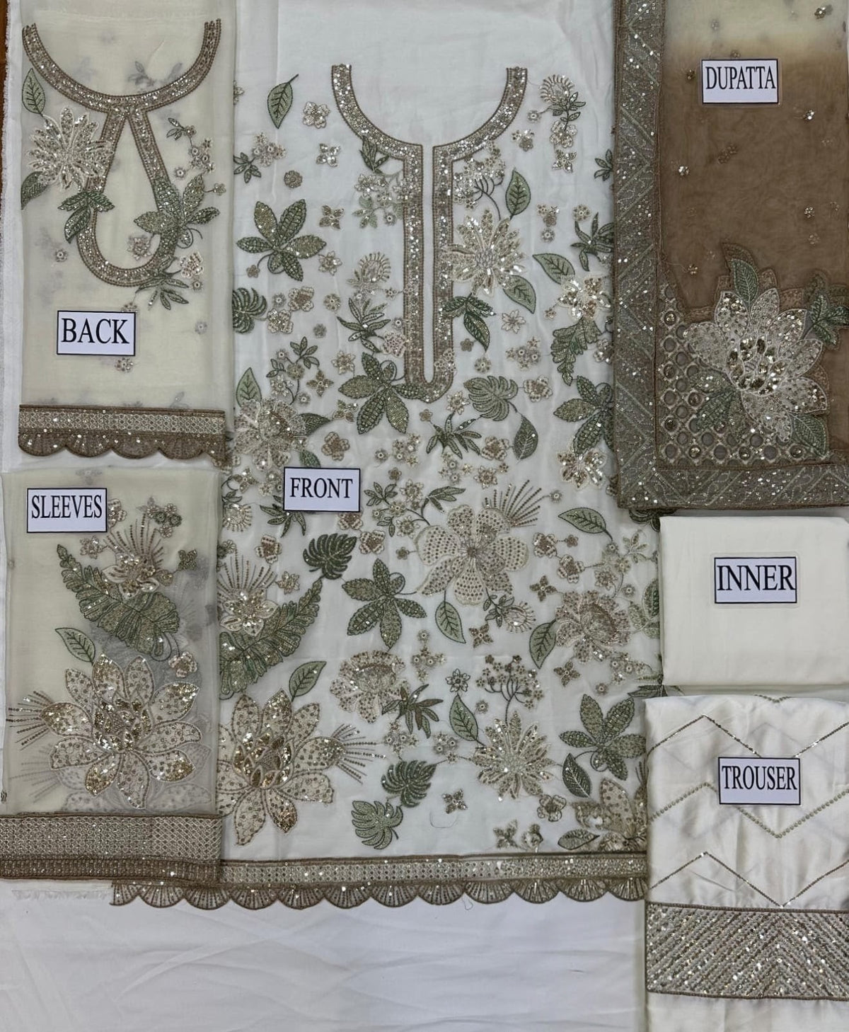 Embroidered Off-White Semi Pure Chiffon Suit with Matching Dupatta – 3-Piece Pakistani Festive Wear